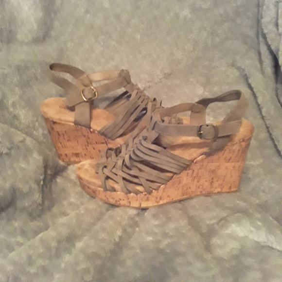 Maurice's wedge sandals - Picture 1 of 3